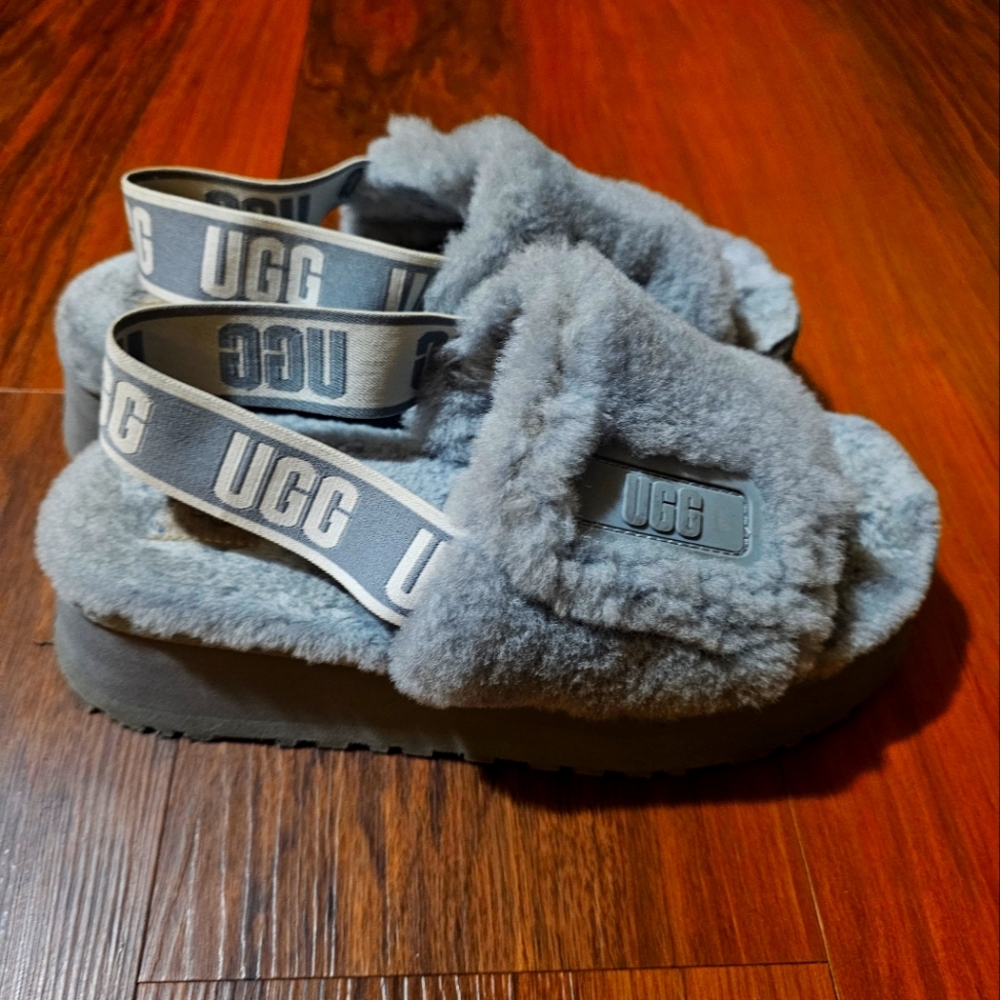 Ugg Fluff Yeah Gray Platform Sandals - image 1